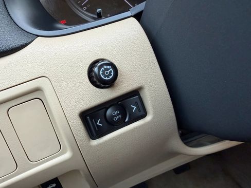 Used 2007 Lexus IS 250 image 32