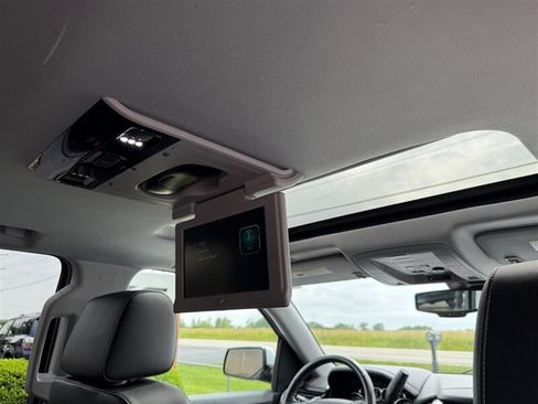 Used 2020 Chevrolet Tahoe LT AWD/4WD image 16