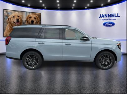 New 2027 Ford Expedition Platinum w/ Stealth Appearance Package