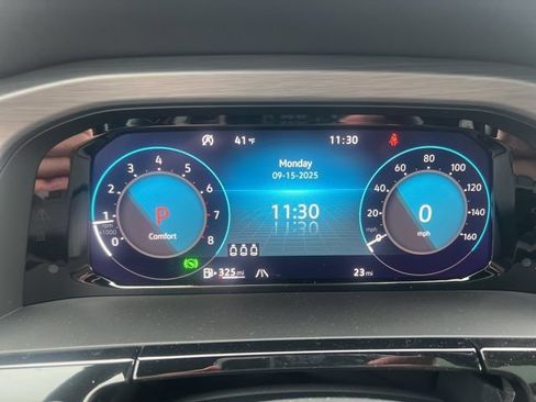 New 2025 Volkswagen Atlas Cross Sport SE AWD/4WD image 15