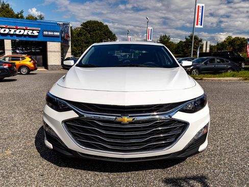 Used 2023 Chevrolet Malibu LT FWD image 2
