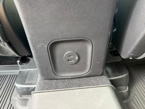 Certified 2022 Ford Escape SEL w/ SEL Stealth AWD Package image 23
