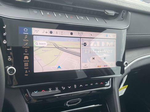 New 2026 Jeep Grand Cherokee Limited Reserve image 12