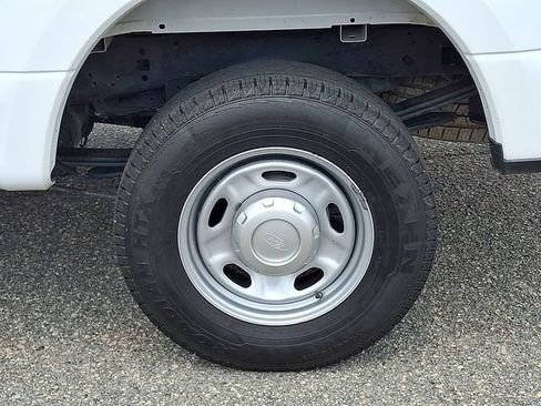 Used 2022 Ford F250 XL w/ Power Equipment Group RWD image 23
