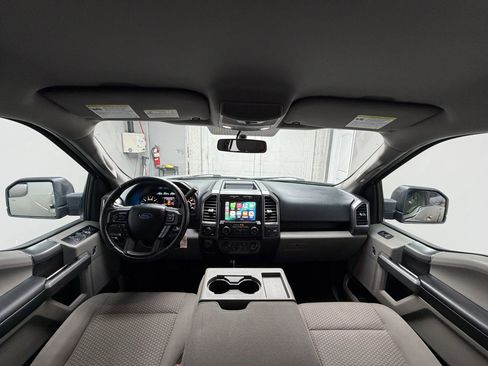 Used 2017 Ford F150 XLT w/ Equipment Group 302A Luxury image 9