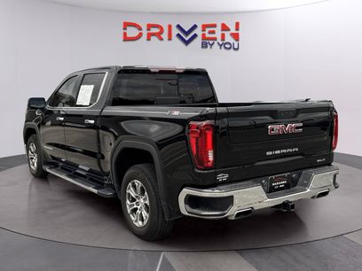 Used 2021 GMC Sierra 1500 SLT w/ SLT Convenience Package