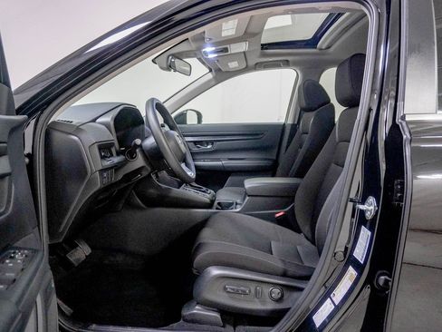 Certified 2025 Honda CR-V EX image 18