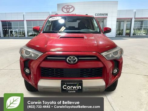 Used 2024 Toyota 4Runner TRD Off-Road Premium image 3