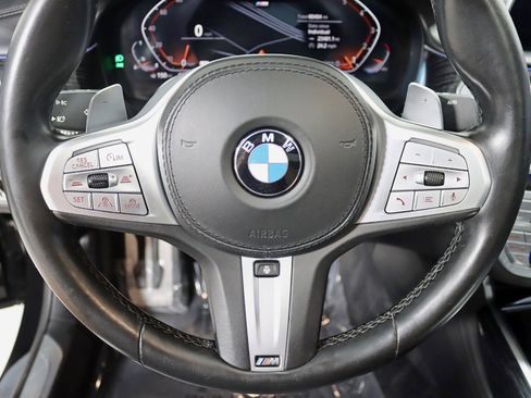 Used 2020 BMW 750i xDrive w/ Executive Package image 16