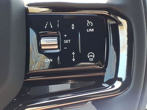 Certified 2026 Land Rover Range Rover Velar S AWD/4WD image 15
