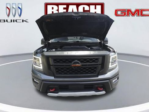 Used 2021 Nissan Titan PRO-4X w/ Pro-4x Convenience Package AWD/4WD image 9