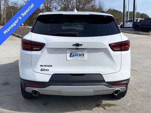 New 2025 Chevrolet Blazer LT w/ Midnight/Sport Edition image 4