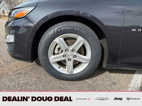 Used 2023 Chevrolet Malibu LT FWD image 14