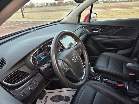 Used 2019 Buick Encore Essence AWD/4WD image 16