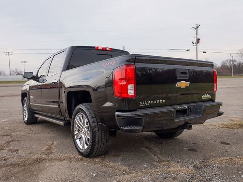 Used 2018 Chevrolet Silverado 1500 High Country image 4