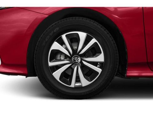 Used 2019 Toyota Prius Prime Premium image 11