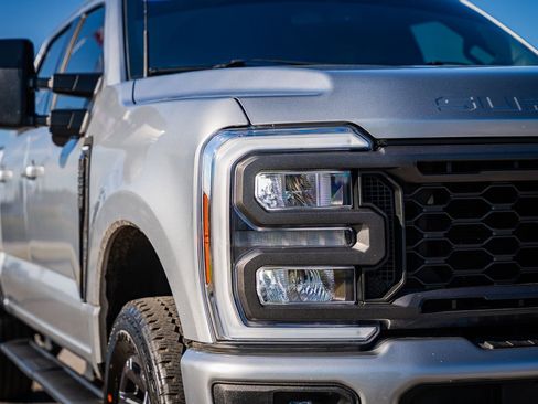 Certified 2024 Ford F250 Lariat w/ Lariat Ultimate Package image 10