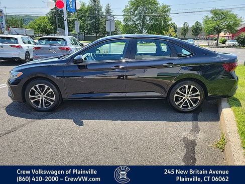 Certified 2024 Volkswagen Jetta Sport FWD image 25