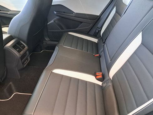 New 2026 Volkswagen Tiguan SEL R-Line AWD/4WD image 19