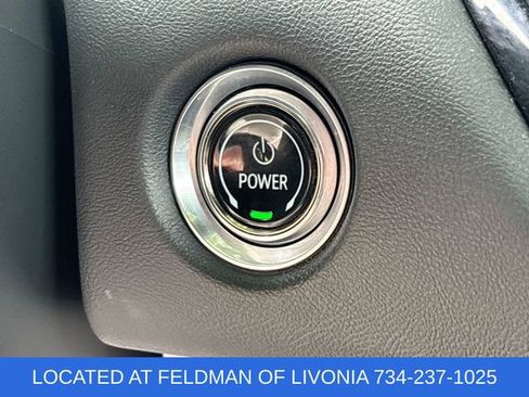 Used 2024 Cadillac Lyriq Luxury AWD/4WD image 16
