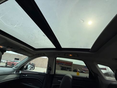 Used 2015 Cadillac SRX Premium image 14