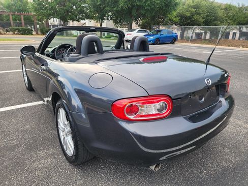 Used 2014 MAZDA MX-5 Miata Sport RWD image 25