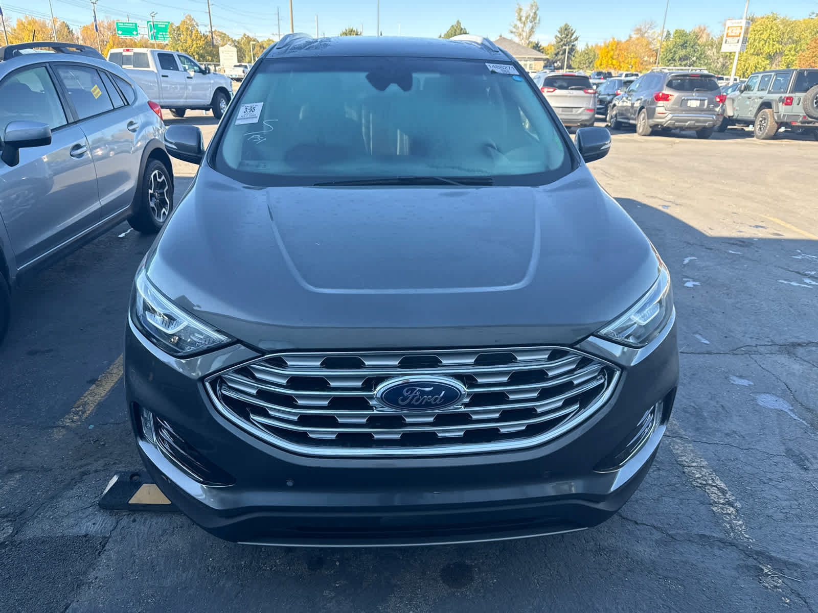 Used 2020 Ford Edge Titanium AWD/4WD image 2