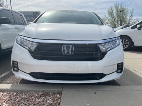Certified 2024 Honda Odyssey Touring image 7