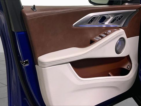 Certified 2023 BMW XM AWD/4WD image 21
