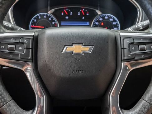 Used 2023 Chevrolet Blazer LT w/ Convenience Package FWD image 12
