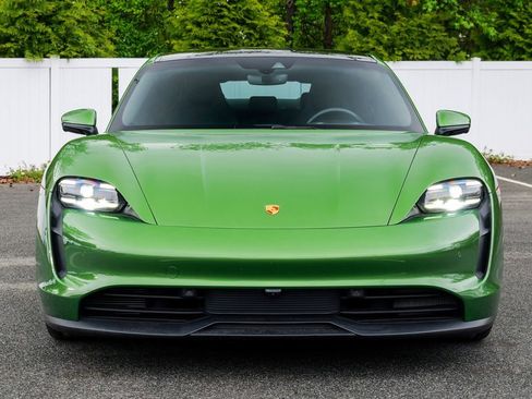 Used 2023 Porsche Taycan w/ Premium Package RWD image 3