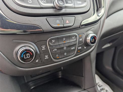 Used 2024 Chevrolet Equinox RS w/ RS Leather Package image 18