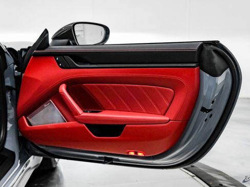 Used 2024 Porsche 911 Carrera GTS image 84