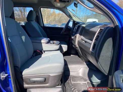 Used 2019 RAM 1500 Express w/ Express Value Package image 6