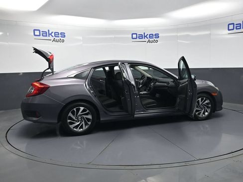 Used 2016 Honda Civic EX image 49