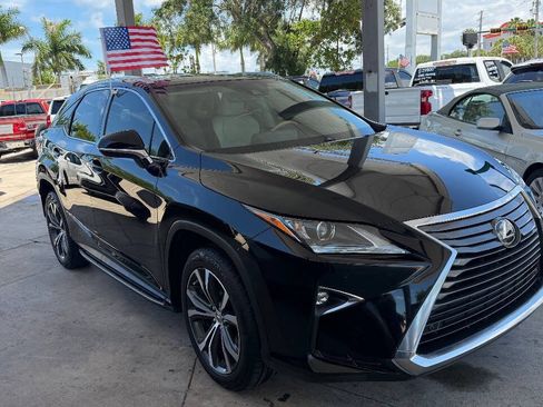 Used 2017 Lexus RX 350 FWD image 3