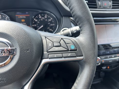 Used 2020 Nissan Rogue SL AWD/4WD image 20