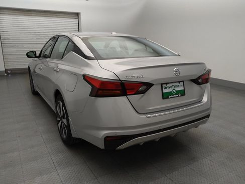 Used 2022 Nissan Altima 2.5 SV FWD image 5