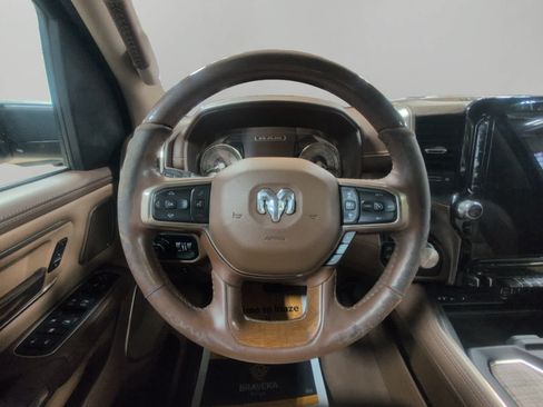 Used 2019 RAM 1500 Limited AWD/4WD image 12