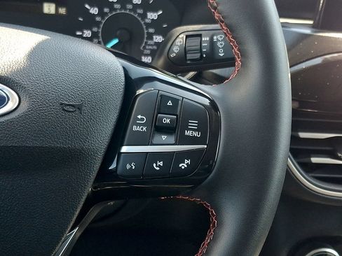Used 2022 Ford Escape SEL w/ SEL Stealth AWD Package image 22