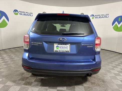 Used 2017 Subaru Forester 2.5i Premium w/ All-Weather Package image 6
