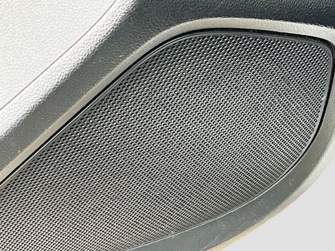 Used 2023 Chevrolet TrailBlazer LT FWD image 19