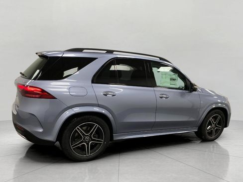 New 2026 Mercedes-Benz GLE 450 4MATIC image 2