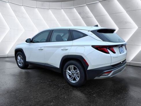 New 2026 Hyundai Tucson SE image 3