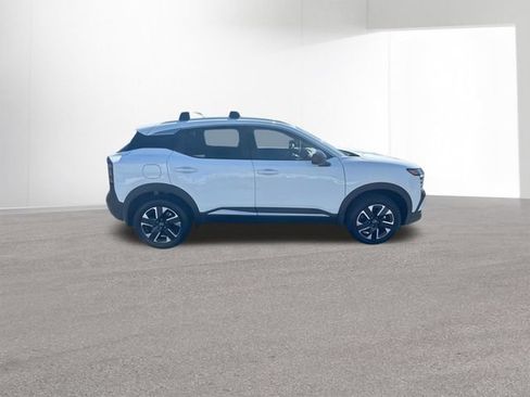 New 2026 Nissan Kicks SV w/ SV Premium Package AWD/4WD image 34
