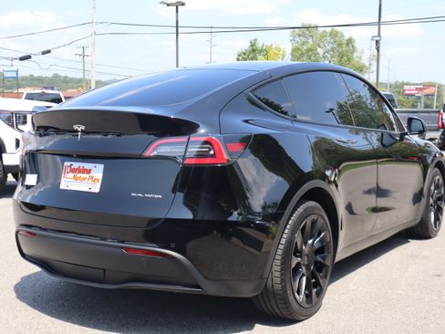 Used 2020 Tesla Model Y Long Range AWD/4WD image 7