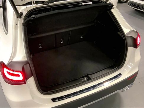 Certified 2023 Mercedes-Benz GLA 250 image 32