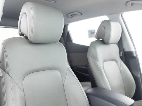 Used 2016 Hyundai Santa Fe Sport FWD image 26