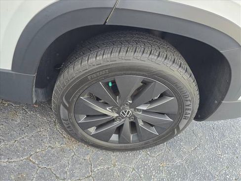 Used 2023 Volkswagen Taos S w/ Driver Assistance Package image 15