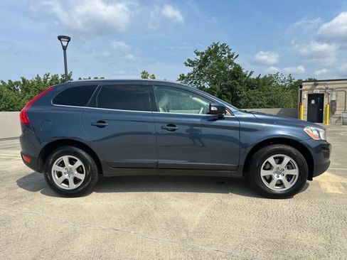 Used 2011 Volvo XC60 3.2 AWD/4WD image 9